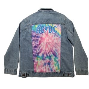 NWT Men’s Medium AC/DC Denim Trucker Jean Jacket Official Licensed Tie Dye RARE